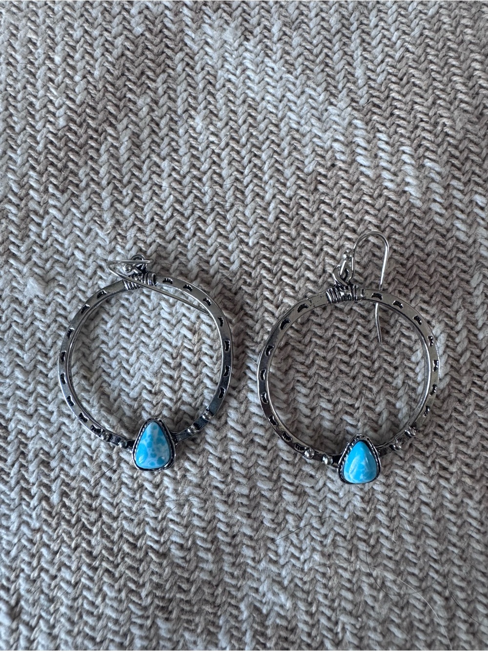 Western Style Vintage/Boho/Turquoise and Silver Circle Earrings/ Teardrop